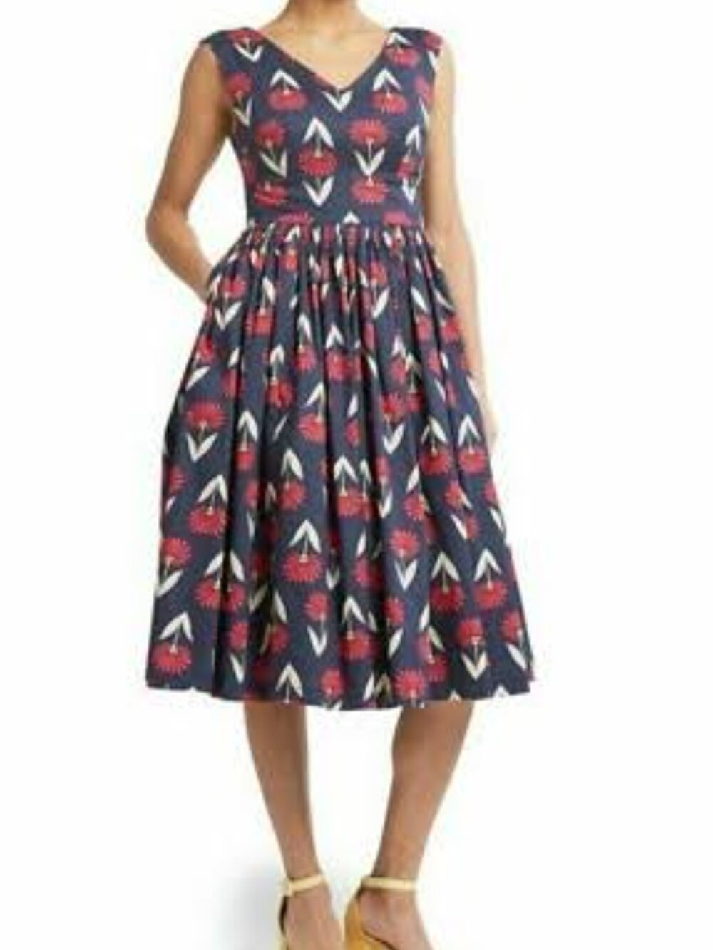 Modcloth Fabulous Fit & Flare Dress - Navy Blue and Floral - Size 12 - POCKETS!